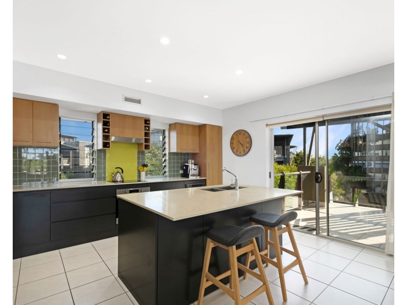 152/80 North Shore Road, Twin Waters QLD 4564