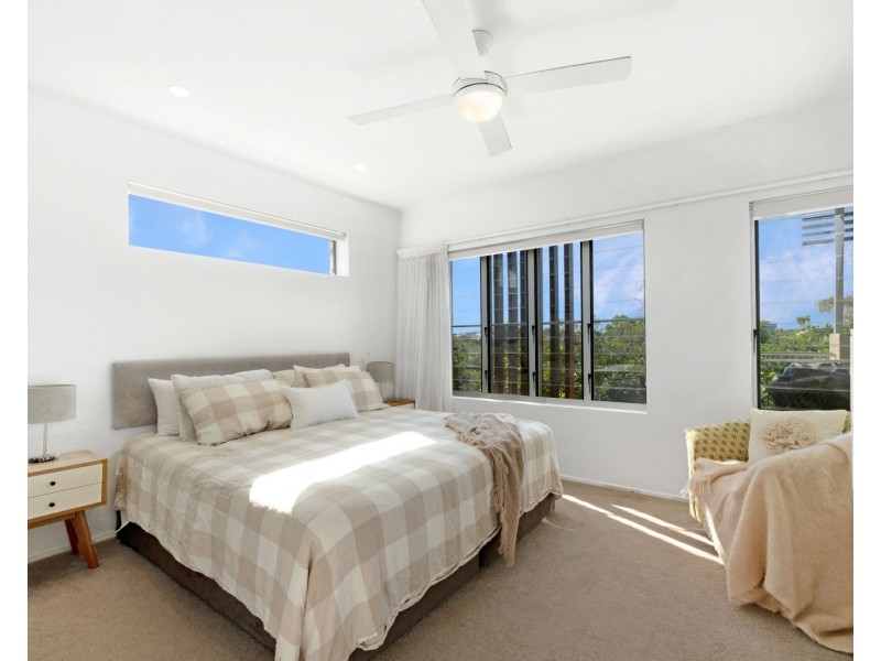 152/80 North Shore Road, Twin Waters QLD 4564