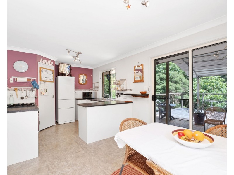 28 Leigha Place, Kureelpa QLD 4560