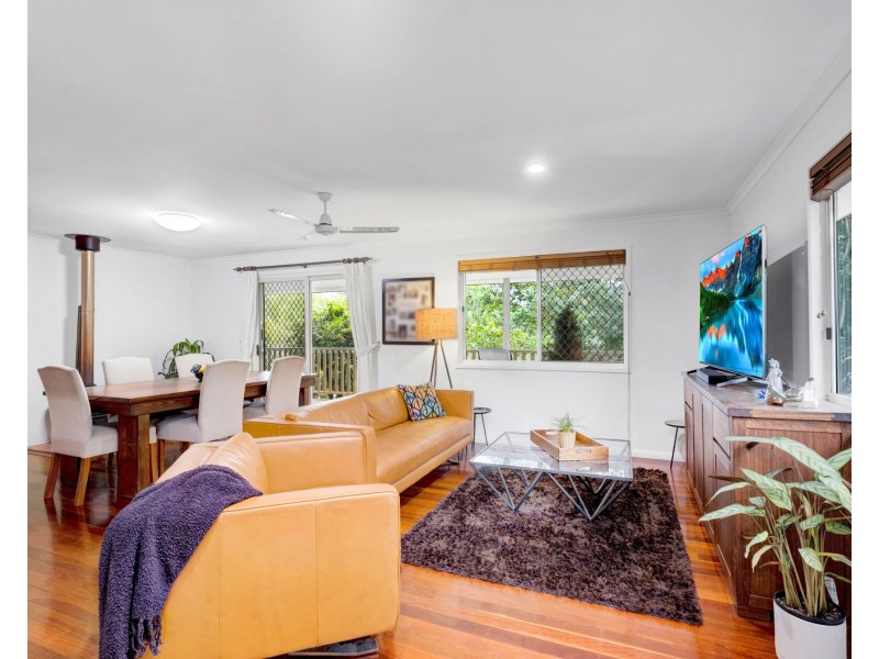 12 Kings Place, Burnside QLD 4560