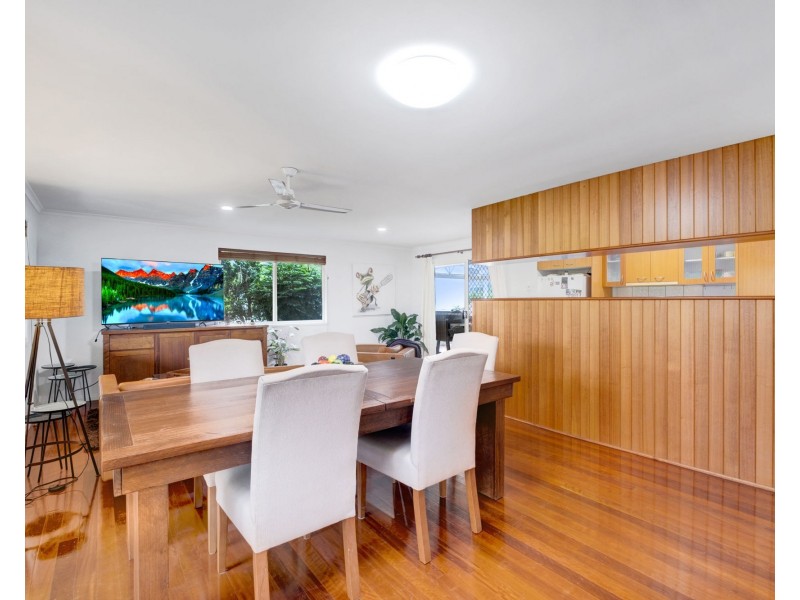12 Kings Place, Burnside QLD 4560