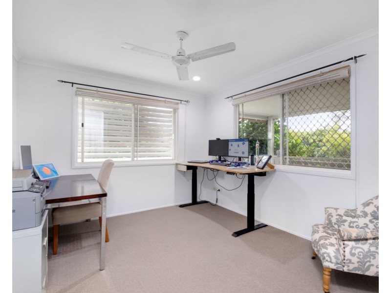 12 Kings Place, Burnside QLD 4560