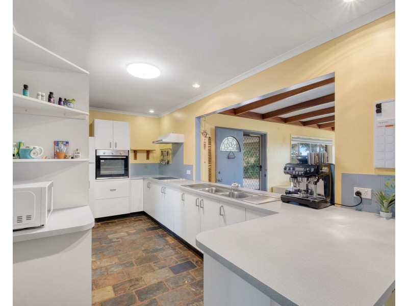 21 Ensbey Road, Flaxton QLD 4560