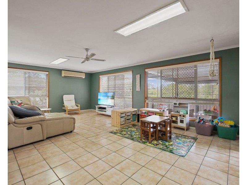 14 Kentia Street, Highworth QLD 4560