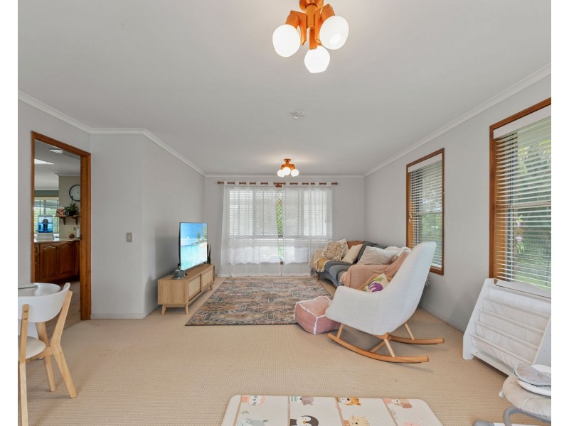 14 Kentia Street, Highworth QLD 4560