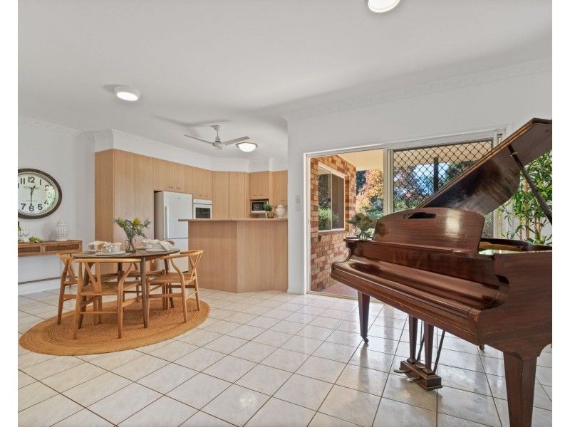 4 Kingsview Drive, Flaxton QLD 4560