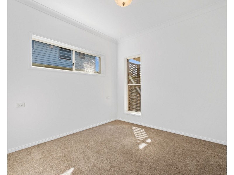 4 Kingsview Drive, Flaxton QLD 4560