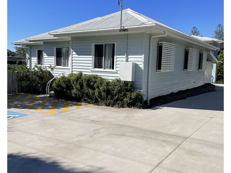 1/34 Mount Pleasant Rd, Nambour QLD 4560