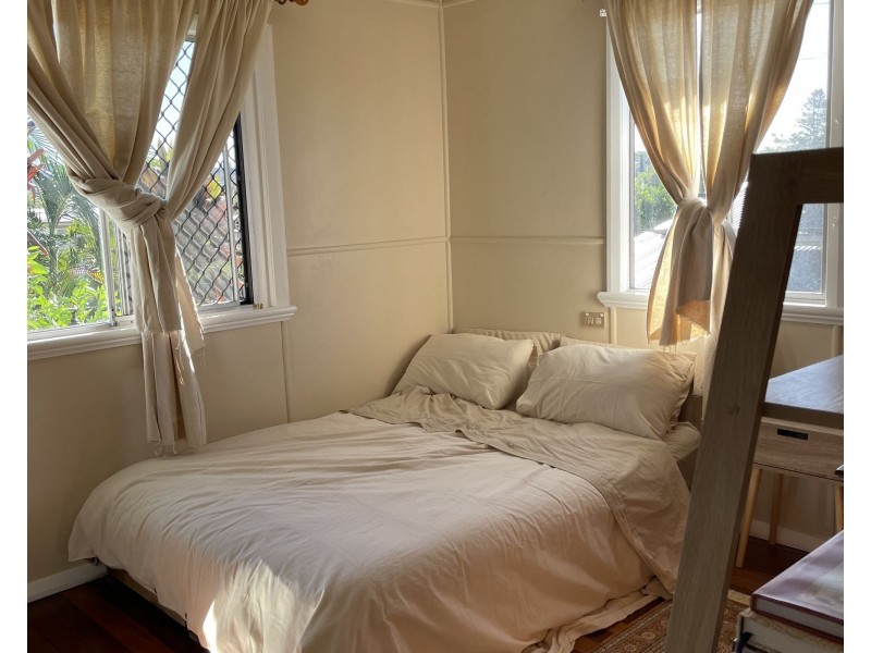 1/34 Mount Pleasant Rd, Nambour QLD 4560