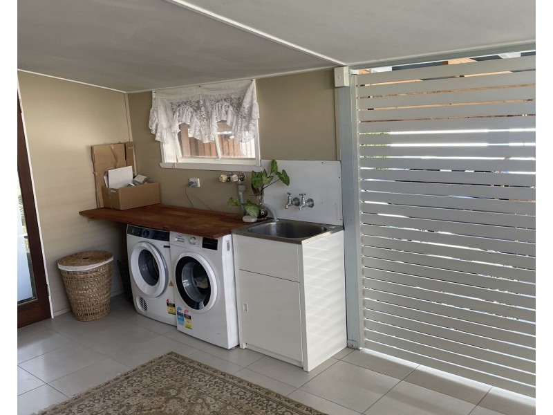 1/34 Mount Pleasant Rd, Nambour QLD 4560