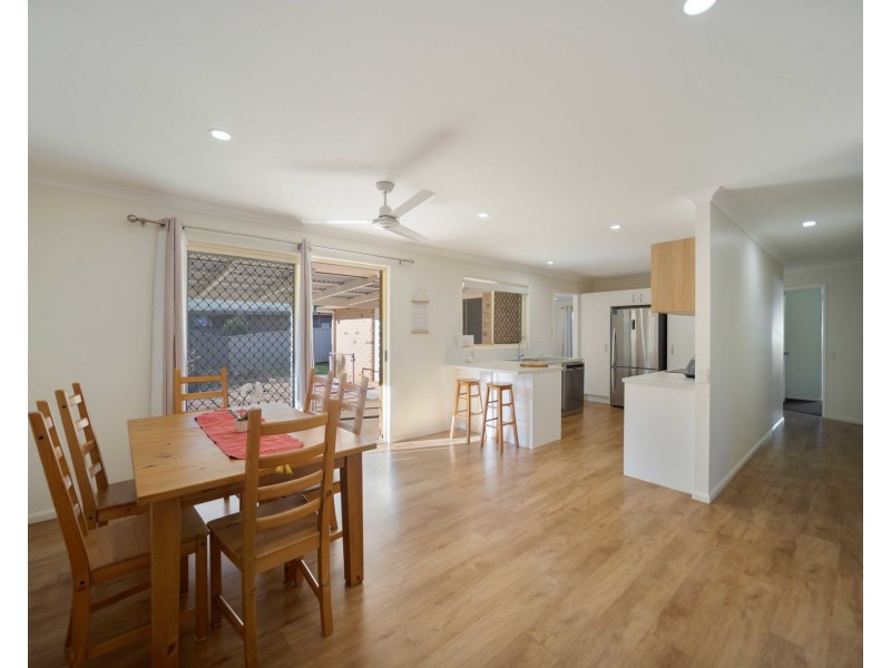 12 Camelia Court, Palmwoods QLD 4555