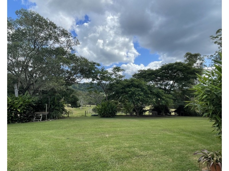 101 Kiamba Road, Kiamba QLD 4560