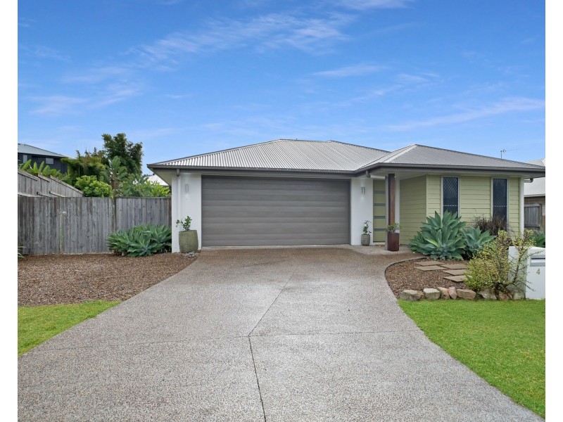 4 Cedar Place, Yandina QLD 4561