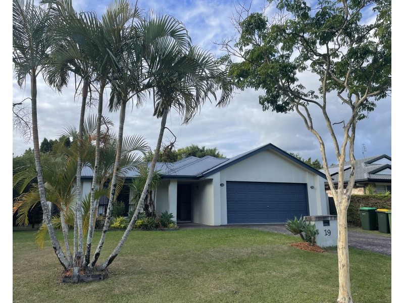 19 Greenhaven Close, Burnside QLD 4560