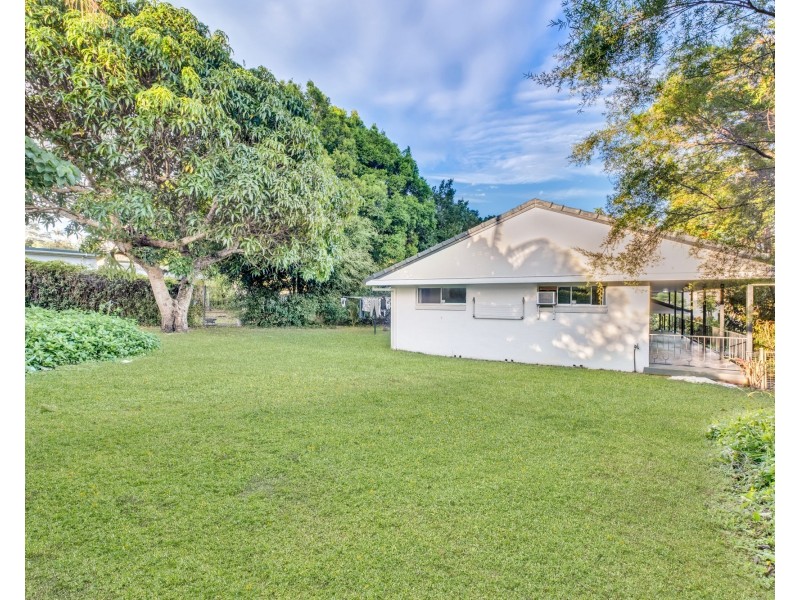 13 Conrad Crt, Nambour QLD 4560