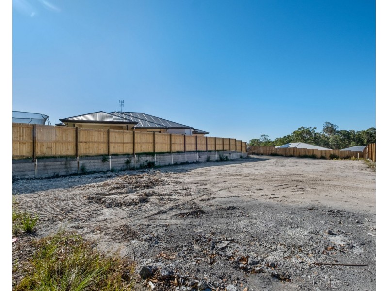 8 Appleberry Place, Yandina QLD 4561