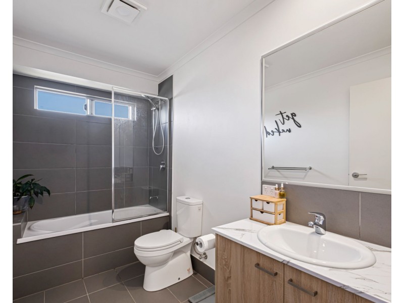 23 Tramline Rise, Burnside QLD 4560