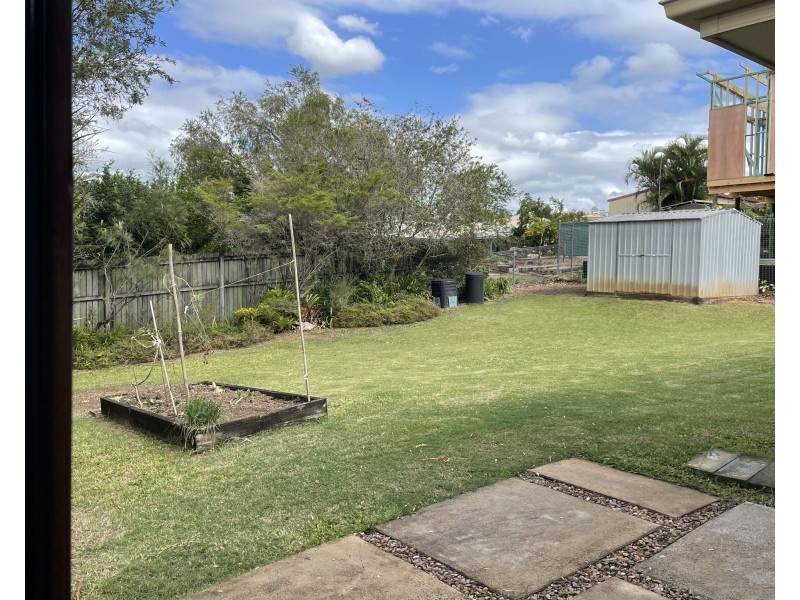 9 Cunningham Crescent, Nambour QLD 4560