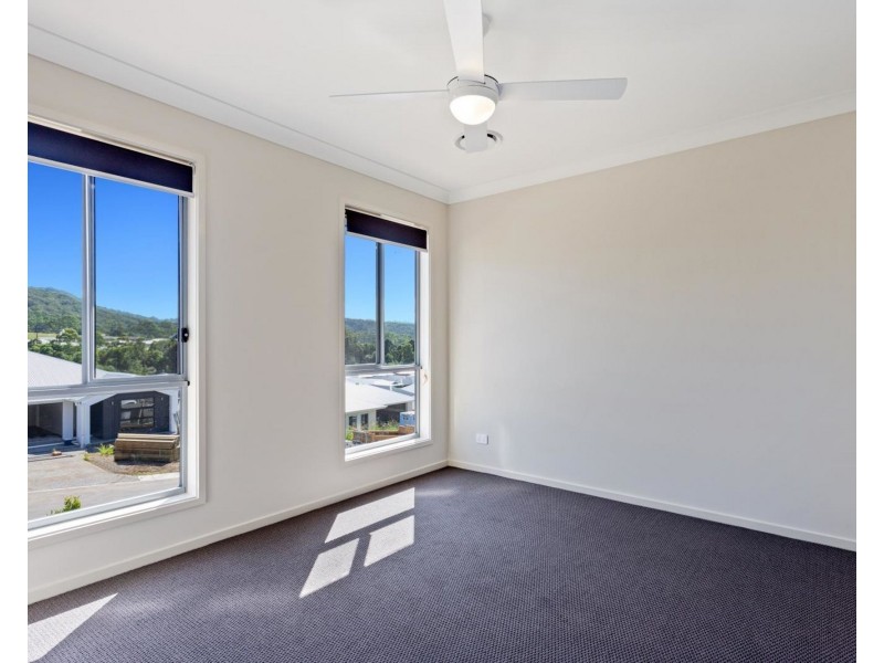 1/11 Willowood Crescent, Nambour QLD 4560