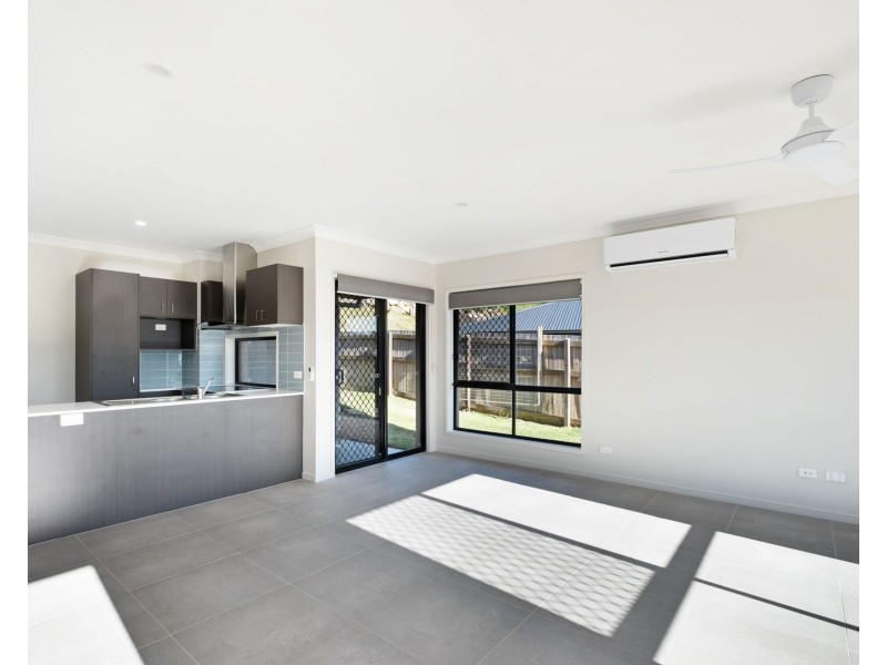 1/13 Jeanette Avenue, Nambour QLD 4560