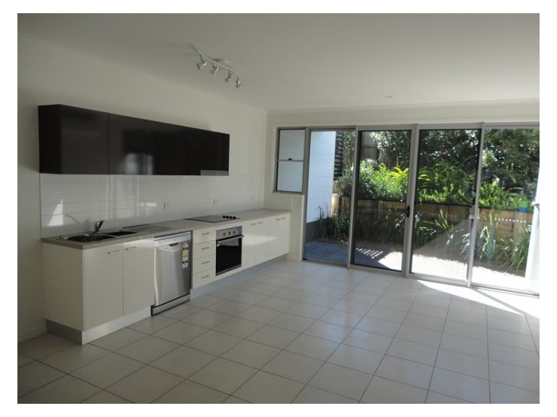 Unit 7/21-23 Webster Road, Nambour QLD 4560