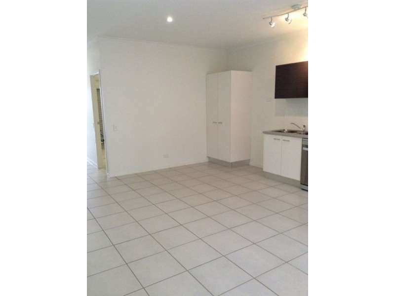 Unit 7/21-23 Webster Road, Nambour QLD 4560