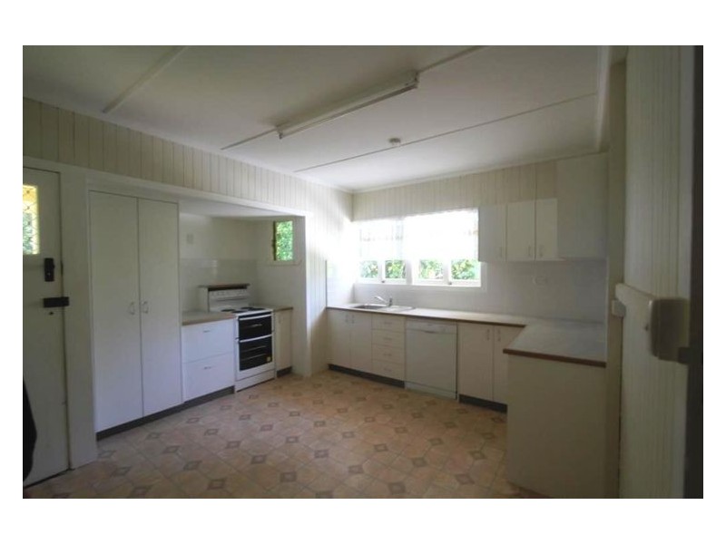 101 Nambour-Mapleton Road, Nambour QLD 4560