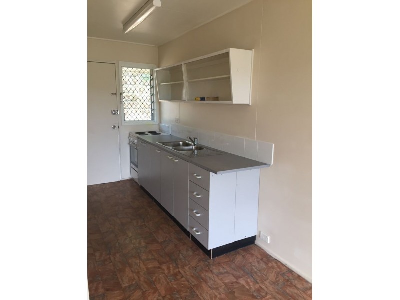 3/4 Bradley Street, Nambour QLD 4560