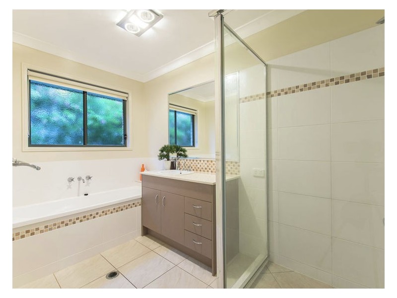 6 Longview Place, Woombye QLD 4559