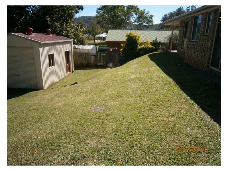 9 Westview Crescent, Nambour QLD 4560