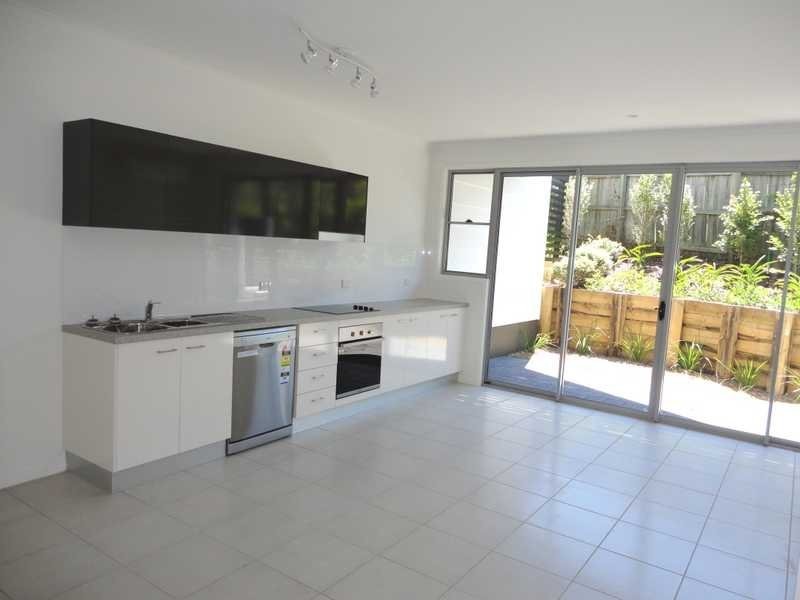 Unit 10/21 Webster Road, Nambour QLD 4560