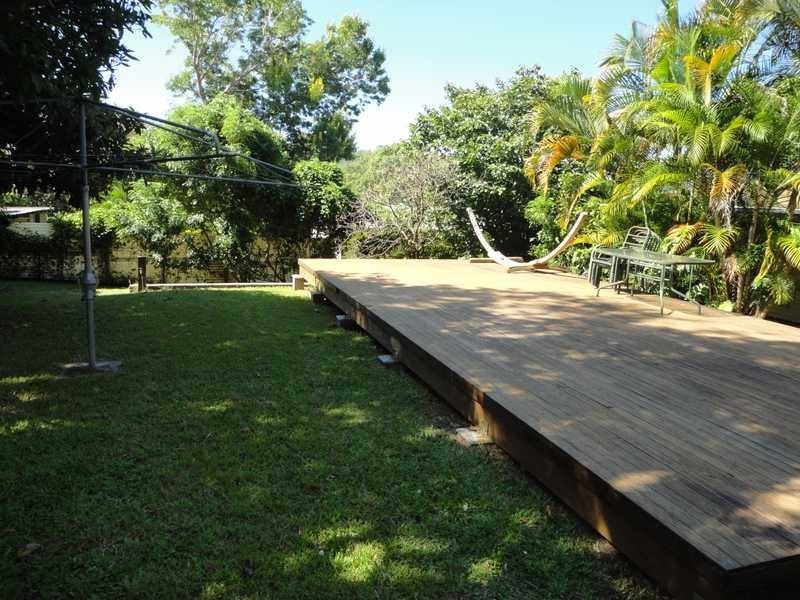 15 Waterfall Road, Nambour QLD 4560