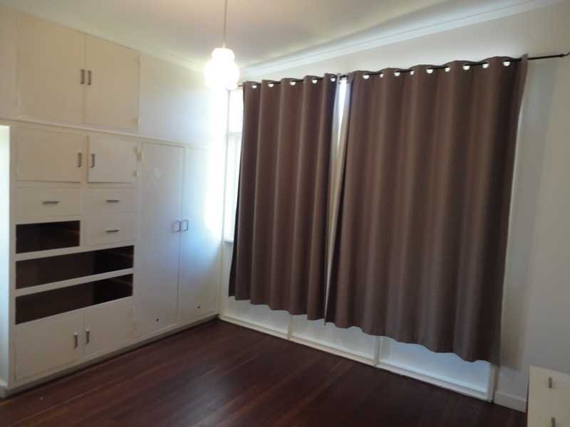 15 Waterfall Road, Nambour QLD 4560