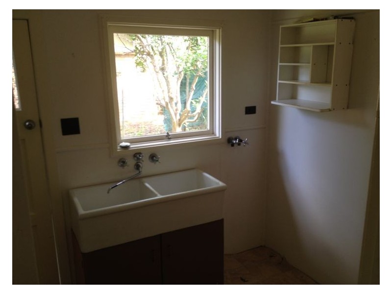 15 Waterfall Road, Nambour QLD 4560