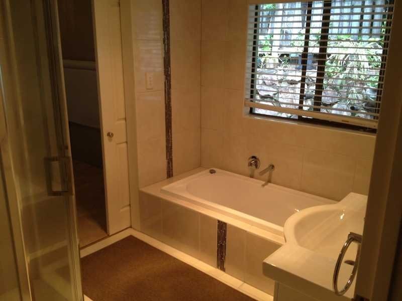 4 Klinain Street, Coes Creek QLD 4560