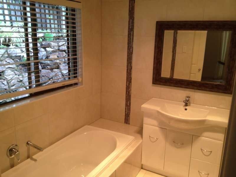 4 Klinain Street, Coes Creek QLD 4560