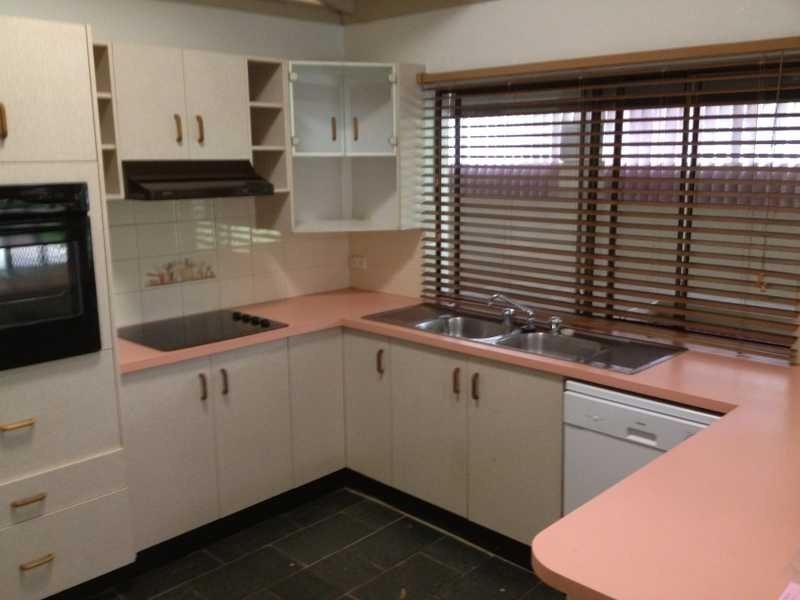 4 Klinain Street, Coes Creek QLD 4560