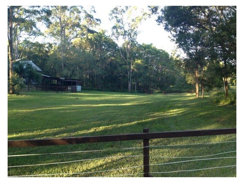 240 Sippy Creek Road, Tanawha QLD 4556