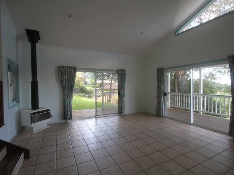 6 Coral Court, Nambour QLD 4560