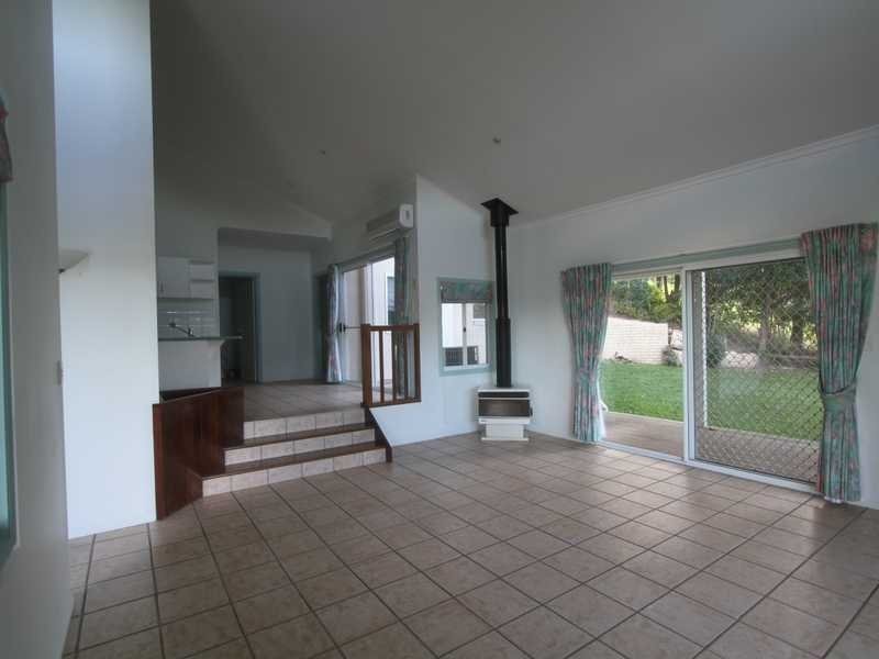 6 Coral Court, Nambour QLD 4560