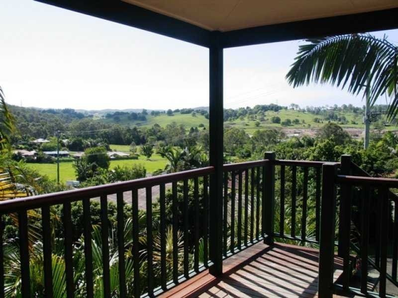 3 Balcombe Court, Nambour QLD 4560