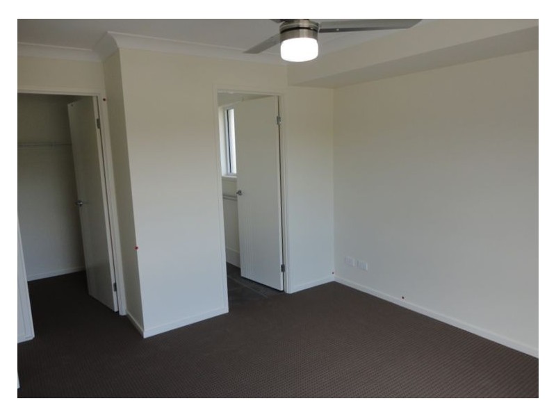4 Moss Day Place, Burnside QLD 4560