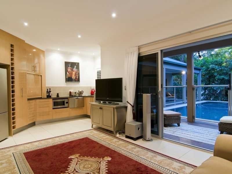 11 Rose Marie Drive, Diddillibah QLD 4559