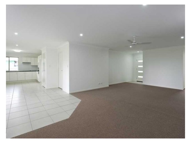 9 Wallace Close, Coes Creek QLD 4560