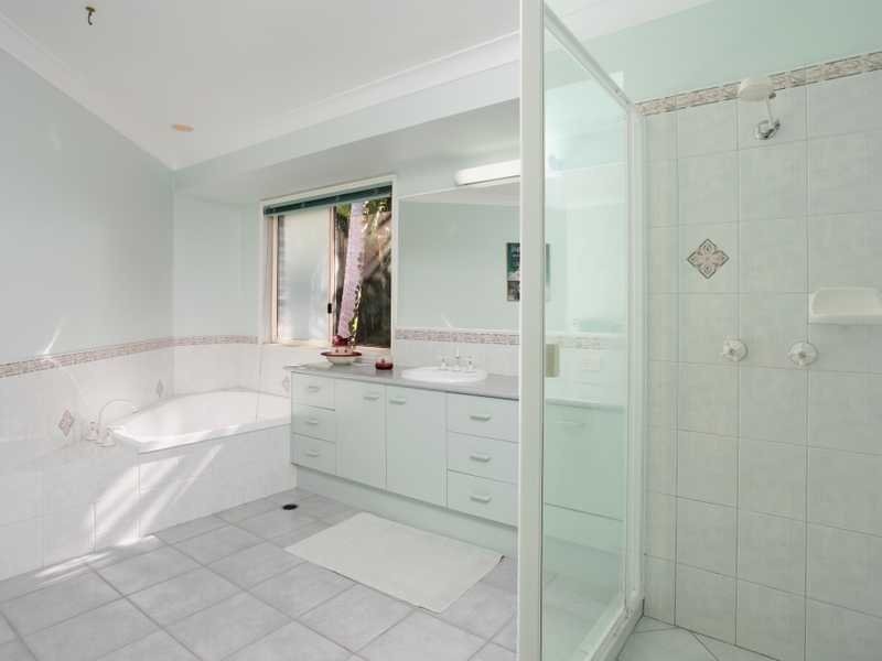 10 Mountridge Close, Kiels Mountain QLD 4559
