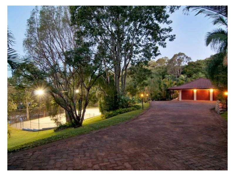 3 Woodchester Close, Rosemount QLD 4560