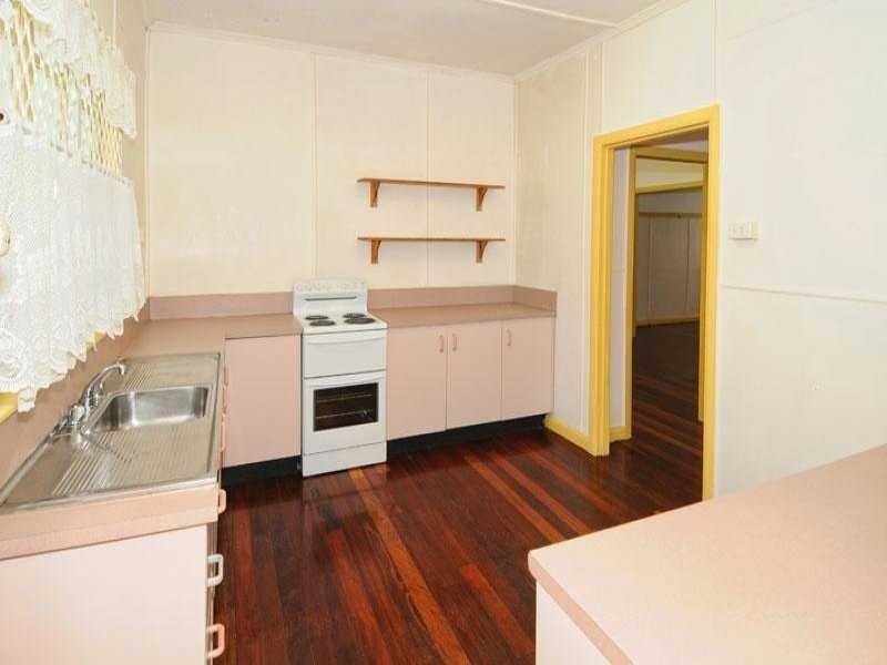 154 Howard Street, Nambour QLD 4560