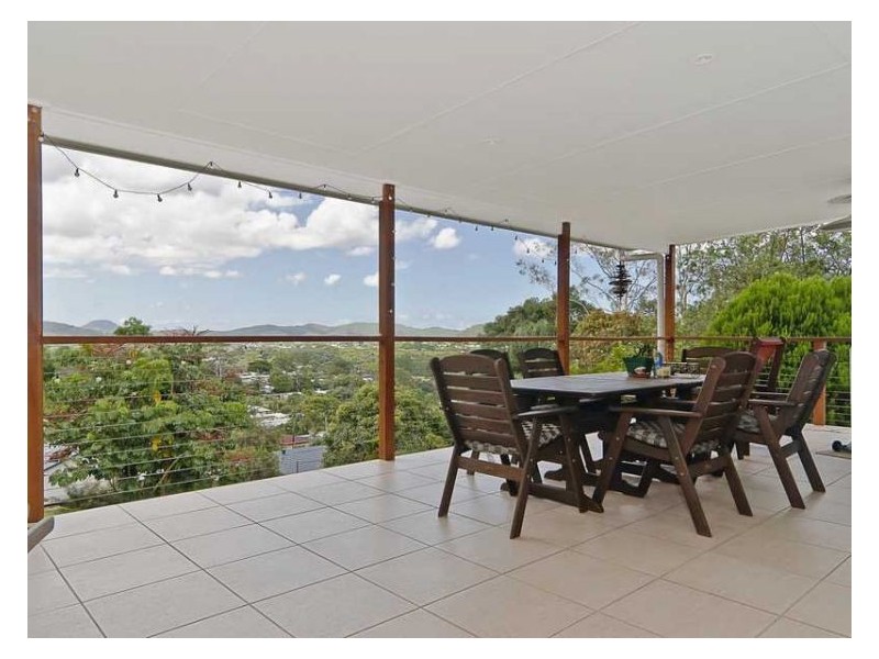 22 Dandenong Street, Burnside QLD 4560