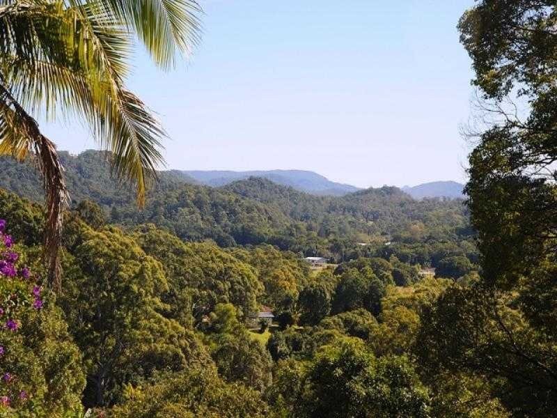 211 Panorama Drive, Rosemount QLD 4560