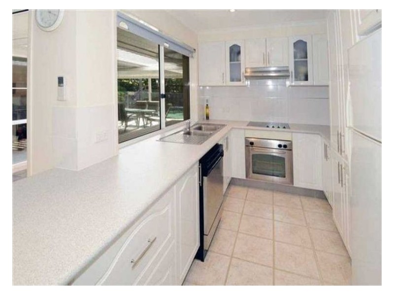 6 Mountridge Close, Kiels Mountain QLD 4559